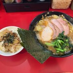 ラーメン 杉田家 - 