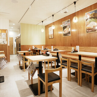 A comfortable Japanese space where you can feel free to stop by, from individuals to groups!