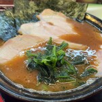 豚骨醤油ラーメン 王道家 - 