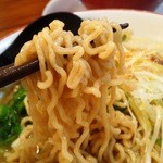たまりしょうゆにも、この鶏とんこつにもよぉ合います