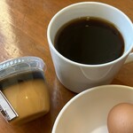 Sweet eggs - エスプレッソプリンとブレンドコーヒー 407円