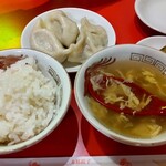 TSUTSUMU - 水餃子、ご飯、スープ