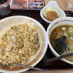 山田うどん食堂 - 