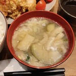 Ofisugohan Kinugawa - 油淋鶏定食  味噌汁