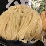 Onsen Tsukemen Ishin - ツヤツヤつるつる麺。