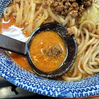 Soba Ra Kishigami - スープはパンチのある坦々スープ