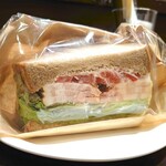 バルマルシェ コダマ - お肉屋さんのサンドイッチ(BLTサンド/660円)