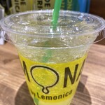 LEMONADE by Lemonica - ソーダレモネード(R)360円税込✧︎*。
