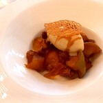 アルテリーベ - 焼リンゴのクランブル　ポモードノルマンディのジュレとバニラアイス