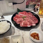 焼肉 絵のある街 - 