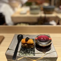 鮨 由う - 