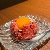 焼肉冷麺 ユッチャン 北新地店 - 和牛ユッケ