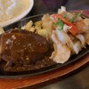 肉の万世 - ざく切り玉ねぎが豊富な生姜焼きグリル