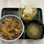 吉野家 - 牛丼（並） ¥462 ＋ ポテトサラダセット ¥239