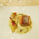 トゥールダルジャン - 真鯛とアンディーヴのポワレ