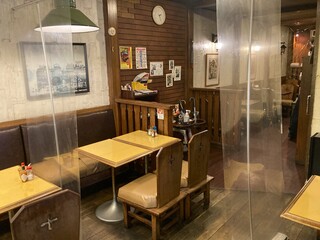 Kohitempipuru - 店内イメージ