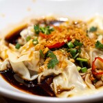 添好運 - 料理写真:2024.1 ポークのワンタン香辣黒酢（748円）