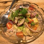 バレアリック飲食店 - マグロとアボカドのセビーチェ