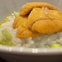 AKAI - 枝豆と赤雲丹の煮えばな