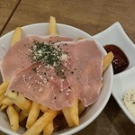 おおいた冠地どり専門店 とよいち - 生ハムフライドポテト