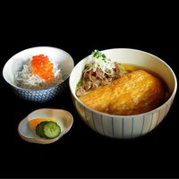 きつねうどん 山利のしらす小丼付き