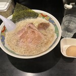 らーめん暁 - チャーシュー麺+味玉