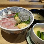 Sushi Tsukiji Nihonkai Mishima Ekimae Ten