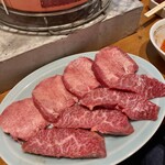 炭火焼肉ホルモンさわいし - 