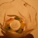 レストラン エテルニテ - お口直しのキウイ