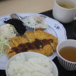 ごはん MUBE - 料理写真:とんかつ定食
