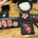 Tachigui Yakiniku Jiroumaru - 