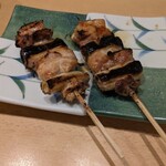 Yakitori Shusai Kinase Xe - 弾力がある鳥もも肉