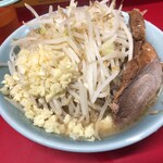 ラーメン二郎 - ラーメン(野菜増し ニンニク増し)