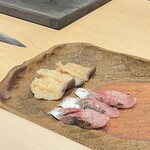 鮨 にし岡 - 北寄貝と真鯵