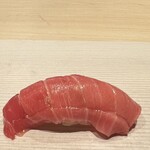 鮨 にし岡 - 本鮪背トロ