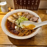 超多加水自家製手揉み麺 きたかた食堂 - 肉そは