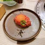 焼肉牛宮城 別邸 - ユッケ