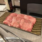 焼肉牛宮城 別邸 - 極みタン塩