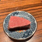 銀座焼肉 にく﨑 - 和牛ヒレの瞬間燻製