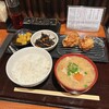 Tonjiru to karaage no semmonten bakubaku - 