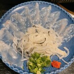 ふぐ専門店　鉄砲 - 料理写真:てっさ一人前