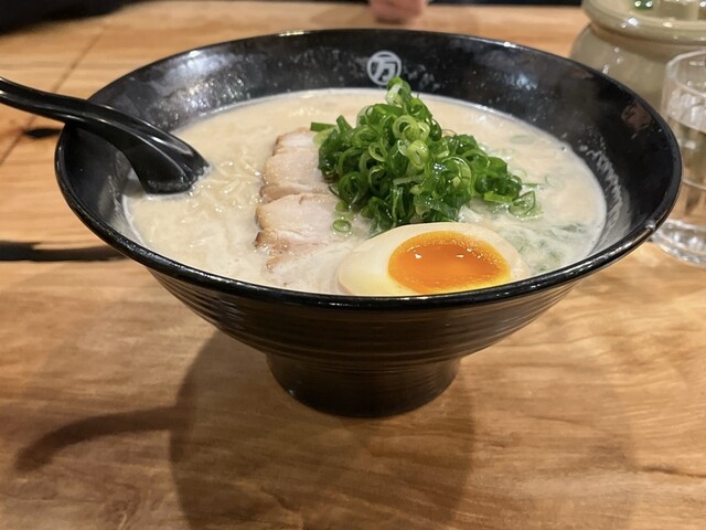 まる万ラーメン 九番丁店 - 和歌山市/ラーメン | 食べログ