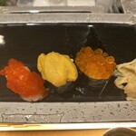 Chokotto Sushi - 痛風３貫。食い過ぎると尿酸値上がりますよ。