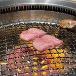 やきにく九 - 極上タン　薄