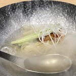 やきにく九 - 特製冷麺
