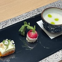 やきにく九 西麻布本店 - 季節の前菜