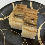 魚べい - 穴子押し寿司