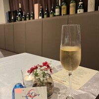 ボン・ヴィラージュ・オゼ - 予約名入りのリザーブペーパー。些細な心遣いが嬉しいですね。