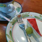 ラ・プリマベーラ - ランチ　デザートと紅茶