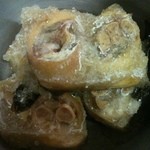 嶺吉食堂 - 鍋に入れて